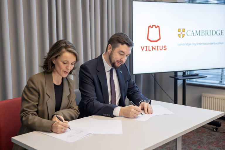 Screenshot 2025-10-29 at 19.27.12